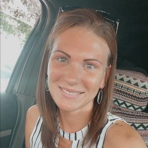 Meet your Posher, J.